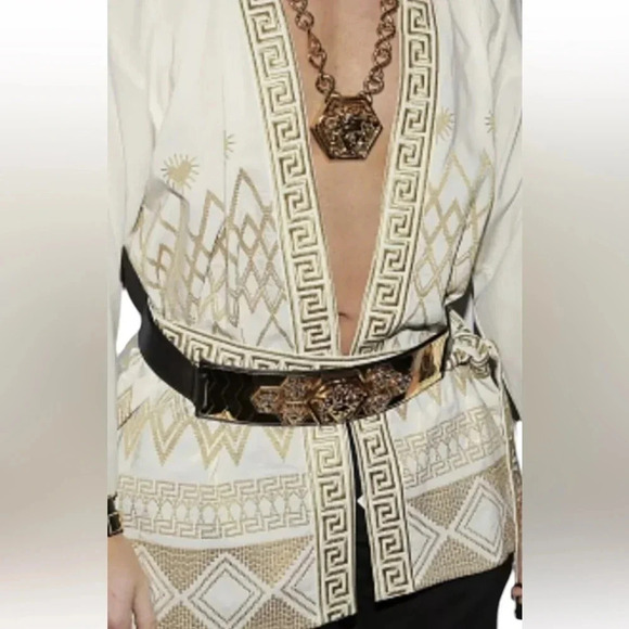 Rare Versace Limited Edition Medusa Bondage Leather Belt. main image 10